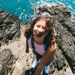 Meet your Posher, Halie